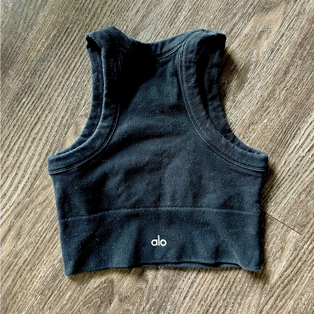 Alo tank size small